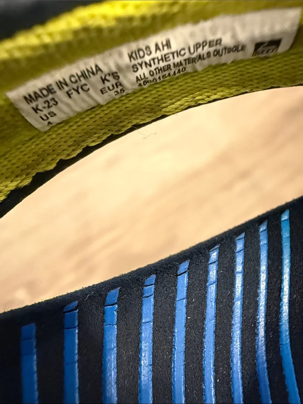 Reef Kids Navy & Lime Striped Flip Flops